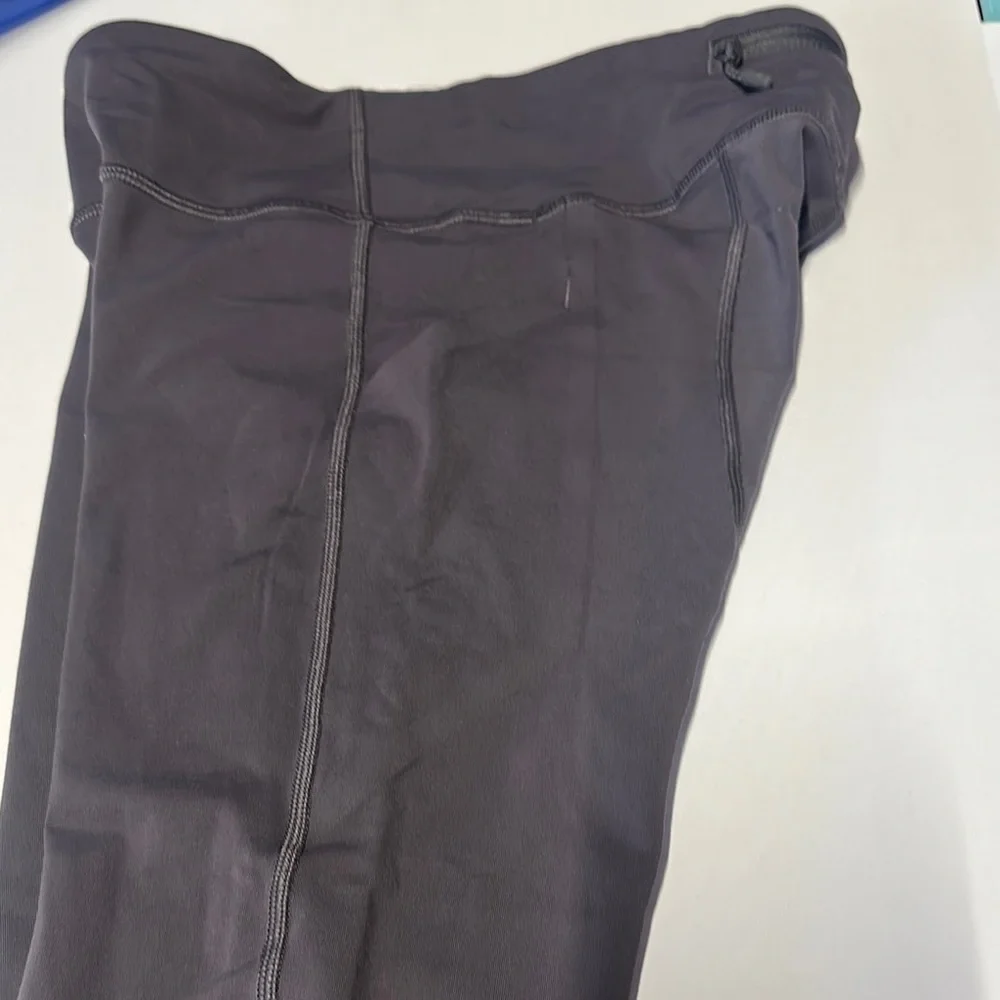 Stylish Black Leggings with Logo Accent